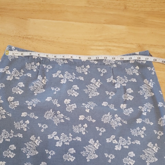 Christopher&Banks Skirt - Picture 2 of 4